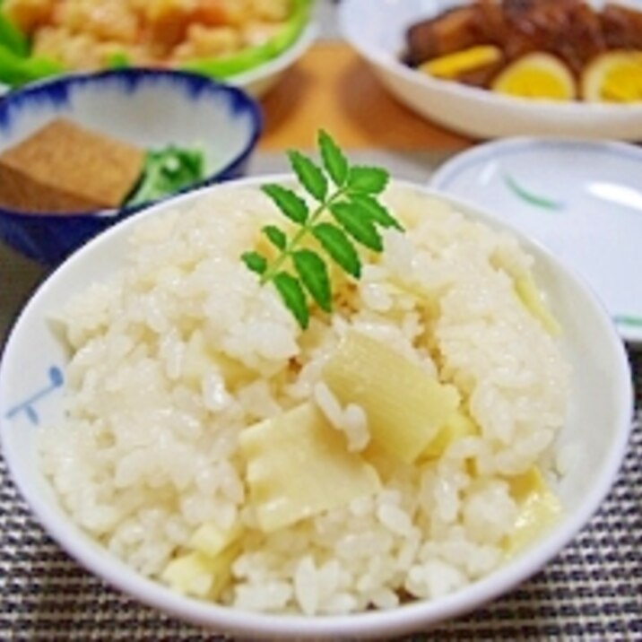 Simple is best♪ タケノコごはん